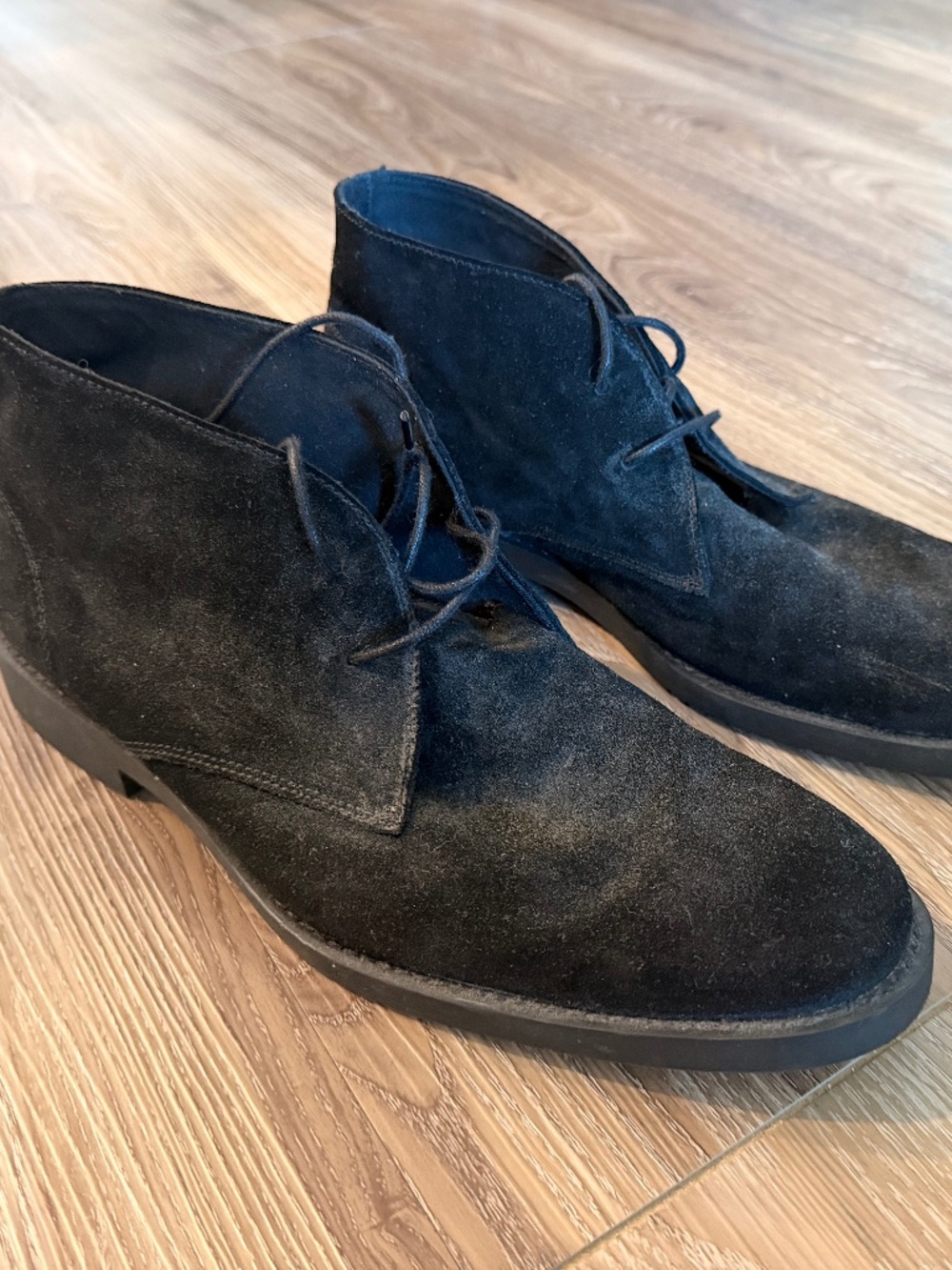 Men's Banana Republic Black Suede Chukka Boot